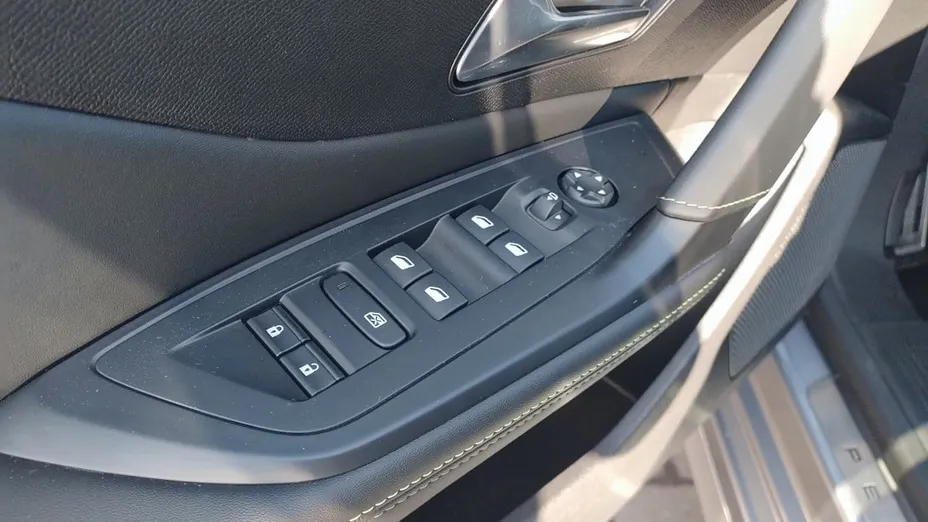 PEUGEOT 308 308 1.2 PureTech GT S&S EAT8