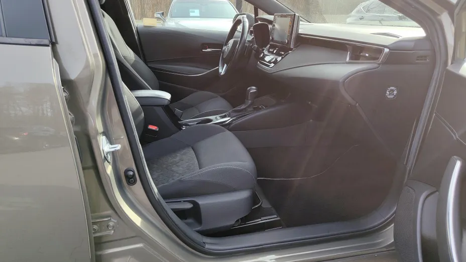 TOYOTA Corolla Corolla 2.0 Hybrid Comfort