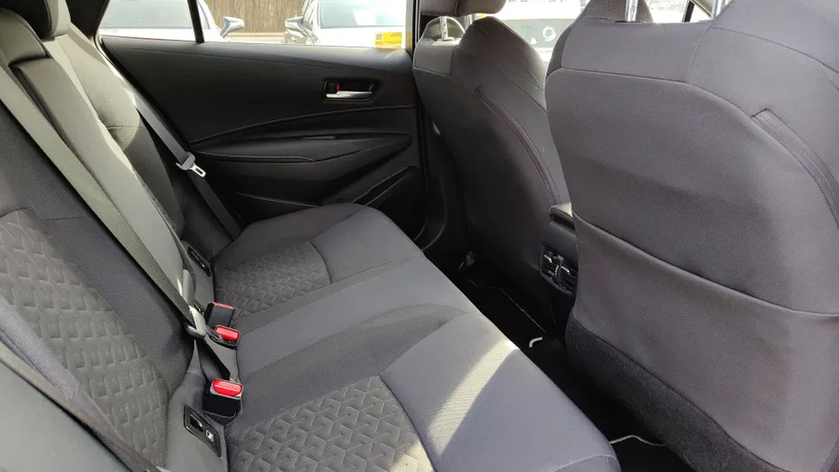 TOYOTA Corolla Corolla 2.0 Hybrid Comfort