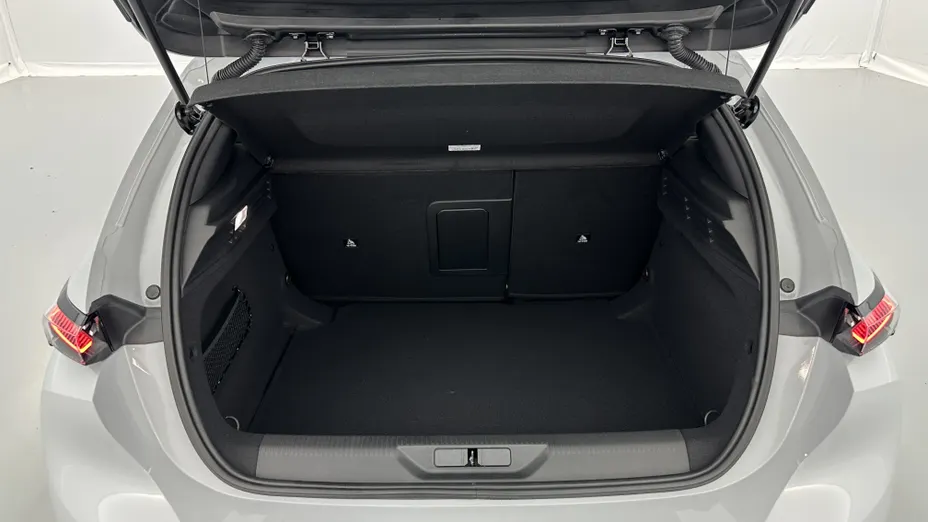 PEUGEOT 308 -