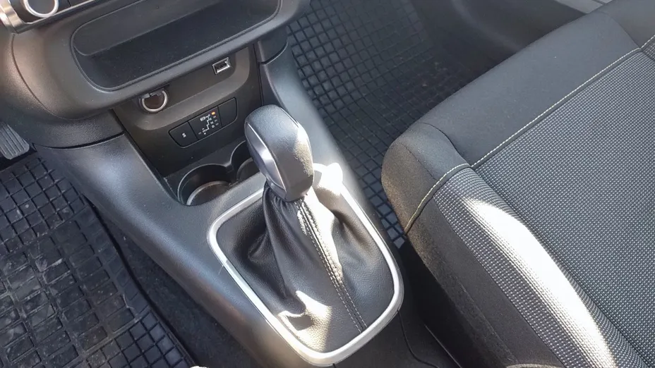 CITROEN C3 C3 1.2 PureTech Max EAT6