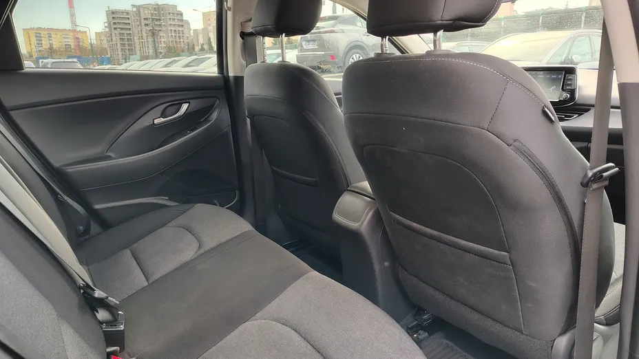 HYUNDAI i30 i30 1.0 T-GDI Smart