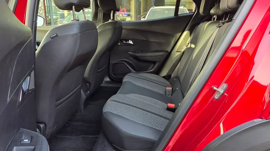 PEUGEOT 2008 2008 1.2 PureTech Allure Pack S&S EAT8