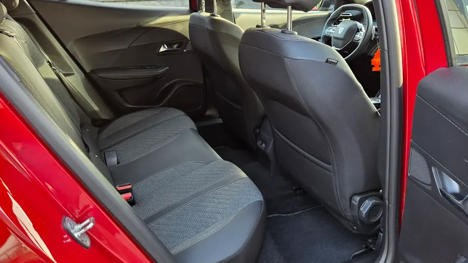 PEUGEOT 2008 2008 1.2 PureTech Allure Pack S&S EAT8