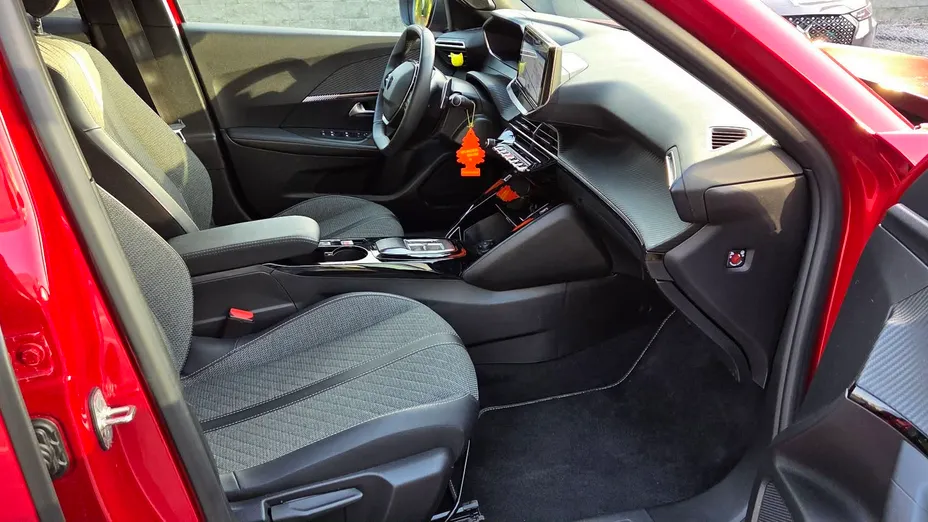 PEUGEOT 2008 2008 1.2 PureTech Allure Pack S&S EAT8