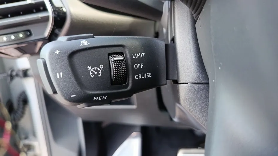 DS DS7 DS 7 1.5 BlueHDi Performance Line aut