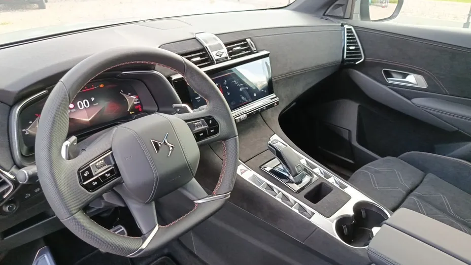 DS DS7 DS 7 1.5 BlueHDi Performance Line aut