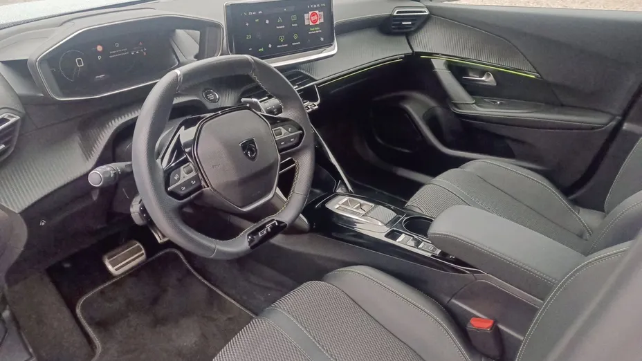 PEUGEOT 2008 2008 1.2 PureTech GT S&S EAT8