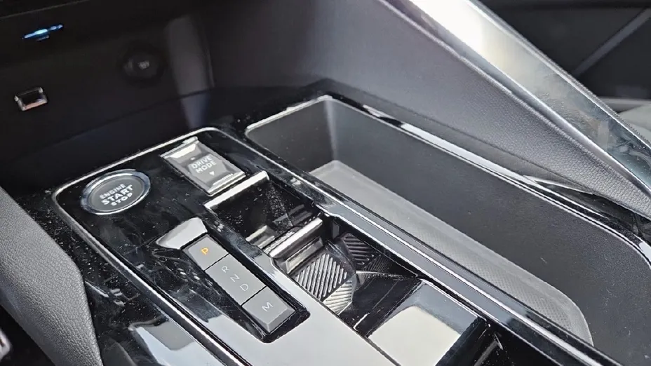 PEUGEOT 5008 5008 1.5 BlueHDi GT S&S EAT8