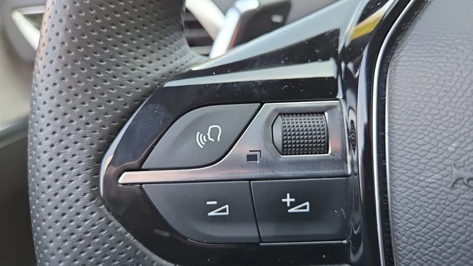 PEUGEOT 5008 5008 1.5 BlueHDi GT S&S EAT8