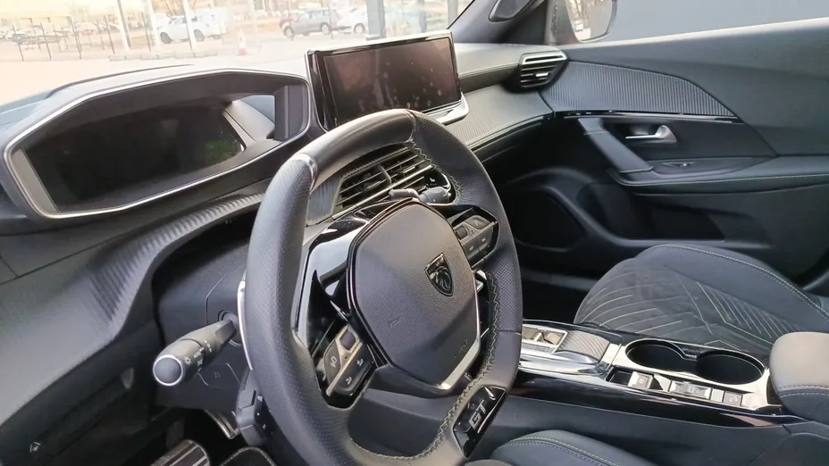 PEUGEOT 2008 2008 PureTech 130 GT S&S EAT8