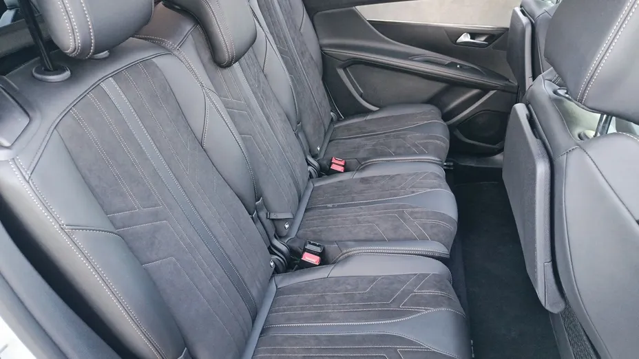 PEUGEOT 5008 5008 1.5 BlueHDi GT S&S EAT8