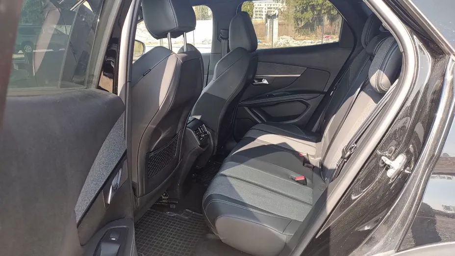 PEUGEOT 3008 3008 1.2 PureTech Allure S&S EAT8