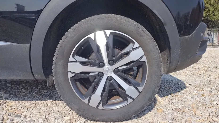 PEUGEOT 3008 3008 1.2 PureTech Allure S&S EAT8