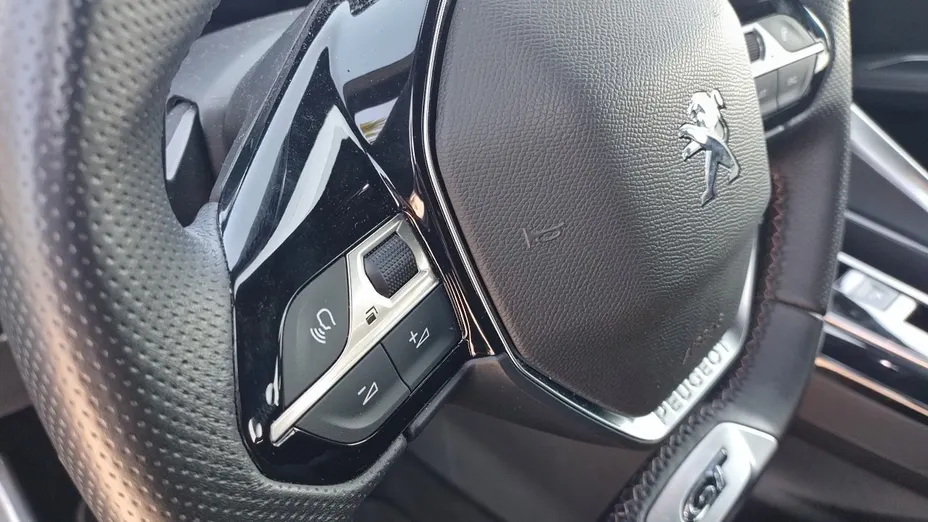 PEUGEOT 3008 3008 1.2 PureTech GT S&S EAT8