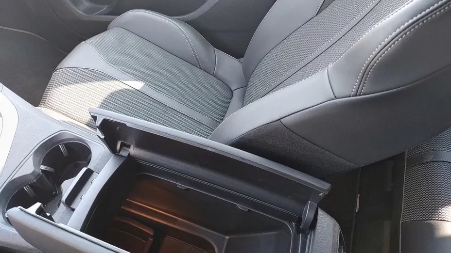 PEUGEOT 3008 3008 1.2 PureTech GT S&S EAT8