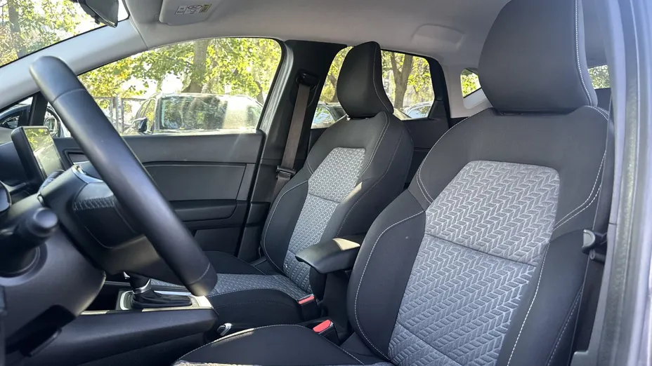 RENAULT Captur Captur 1.6 E-TECH Full Hybrid 145 Intens