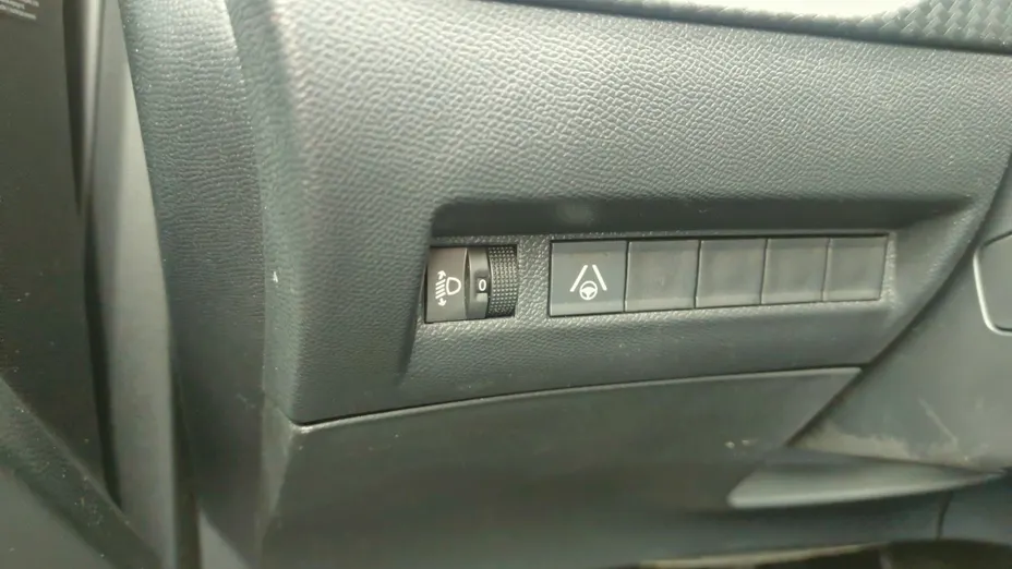 PEUGEOT 2008 2008 1.2 PureTech Allure Pack S&S EAT8