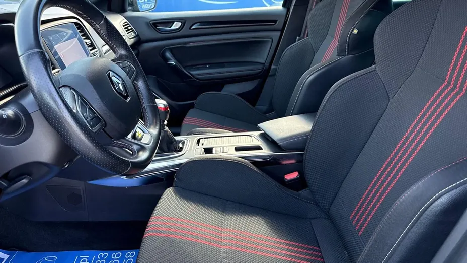 RENAULT Megane -