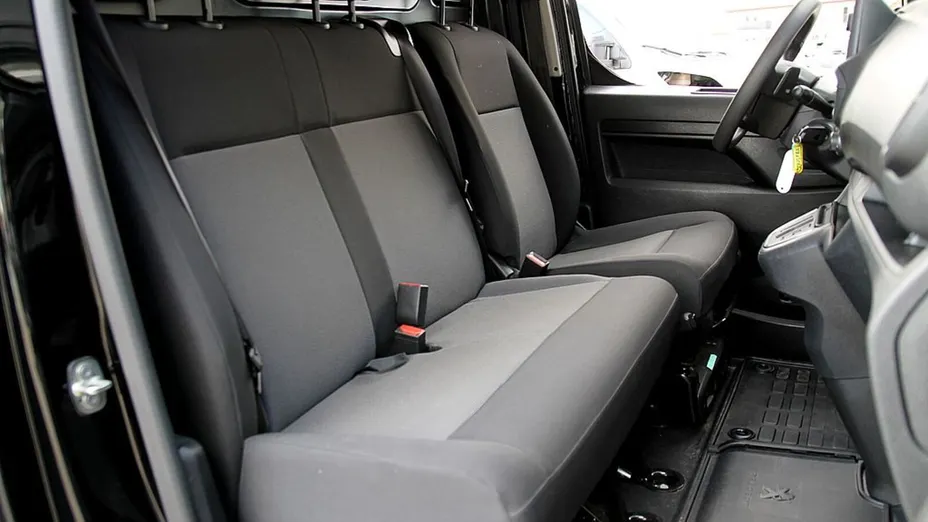 PEUGEOT Expert Expert 2.0 BlueHDi Standard 2,8t EAT8