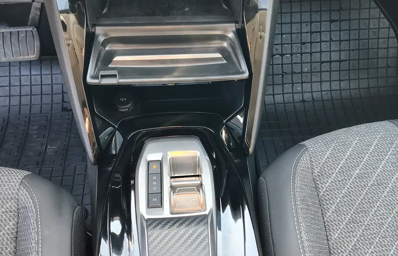 PEUGEOT 208 208 1.2 mHEV Allure