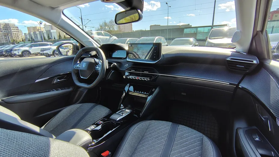 PEUGEOT 208 208 1.2 mHEV Allure