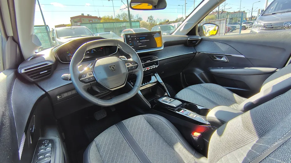 PEUGEOT 208 208 1.2 mHEV Allure