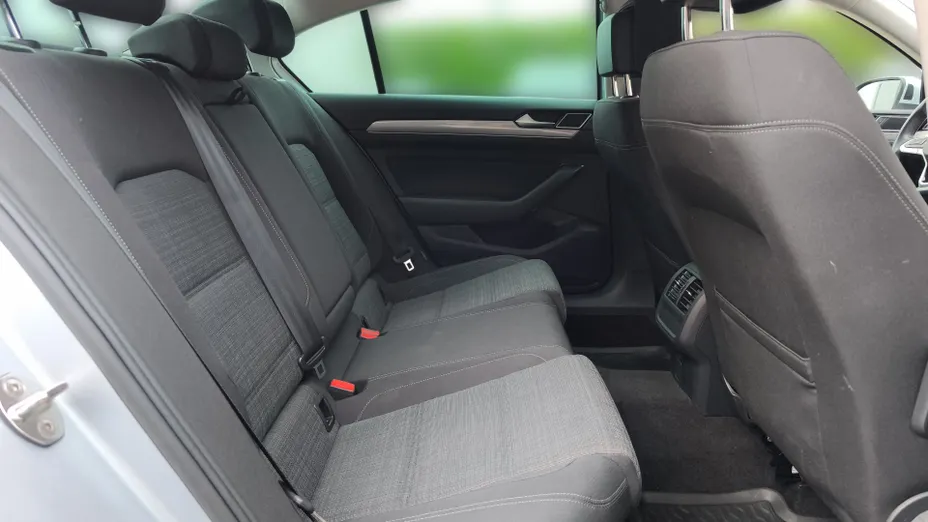 VOLKSWAGEN Passat Passat 2.0 TDI EVO Business DSG