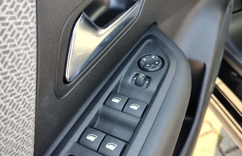 CITROEN C4 X C4 X 1.2 PureTech Feel Pack S&S EAT8