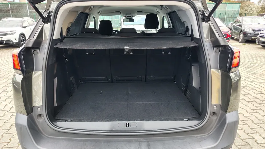 PEUGEOT 5008 5008 1.5 BlueHDi Active Pack S&S EAT8