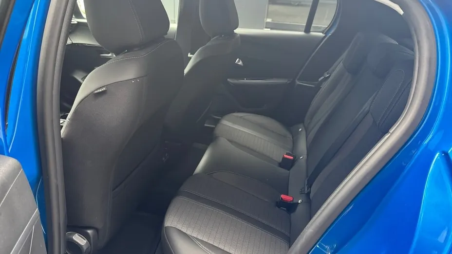 PEUGEOT 208 e-208 50kWh Allure