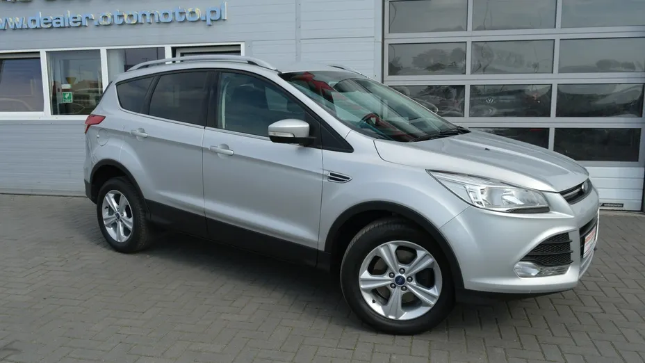 FORD Kuga -