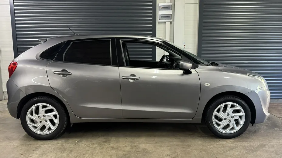 SUZUKI Baleno -
