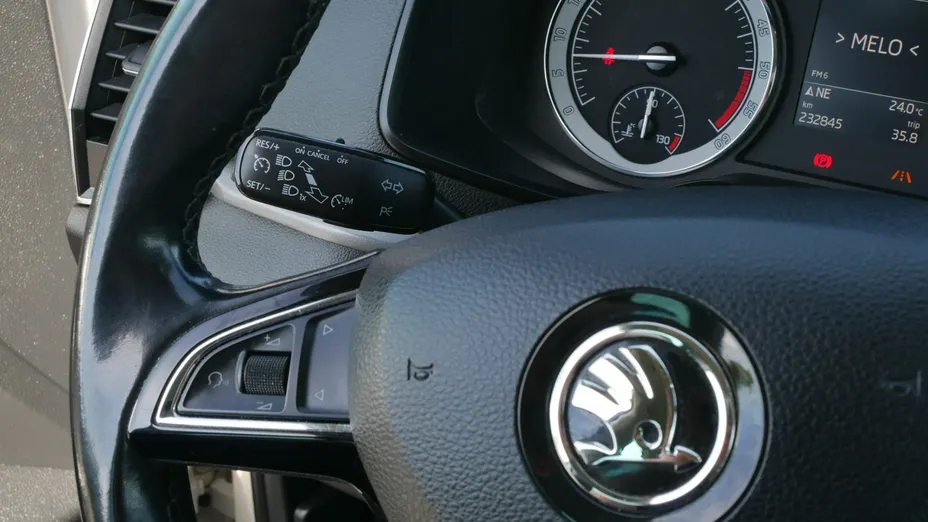 SKODA Karoq -
