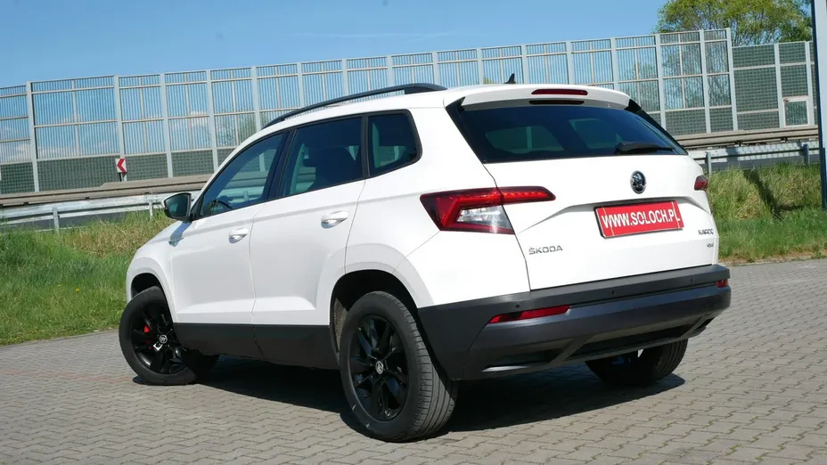 SKODA Karoq -