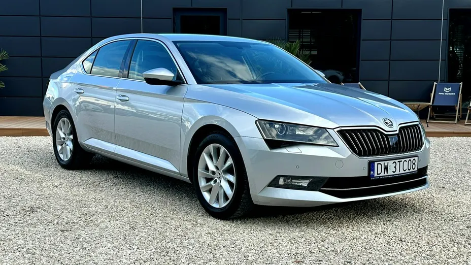 SKODA Superb Superb 2.0 TSI 4x4 Ambition DSG