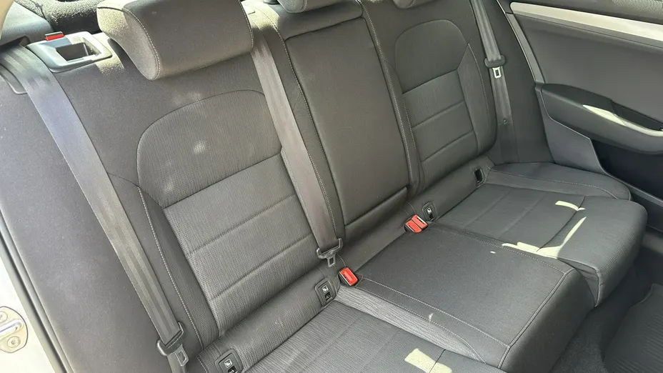 SKODA Superb -