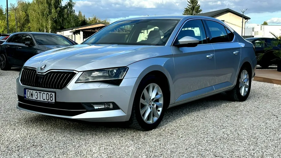 SKODA Superb Superb 2.0 TSI 4x4 Ambition DSG