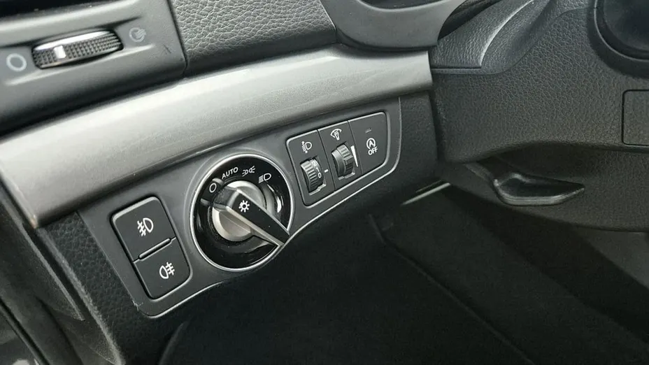 HYUNDAI i40 -