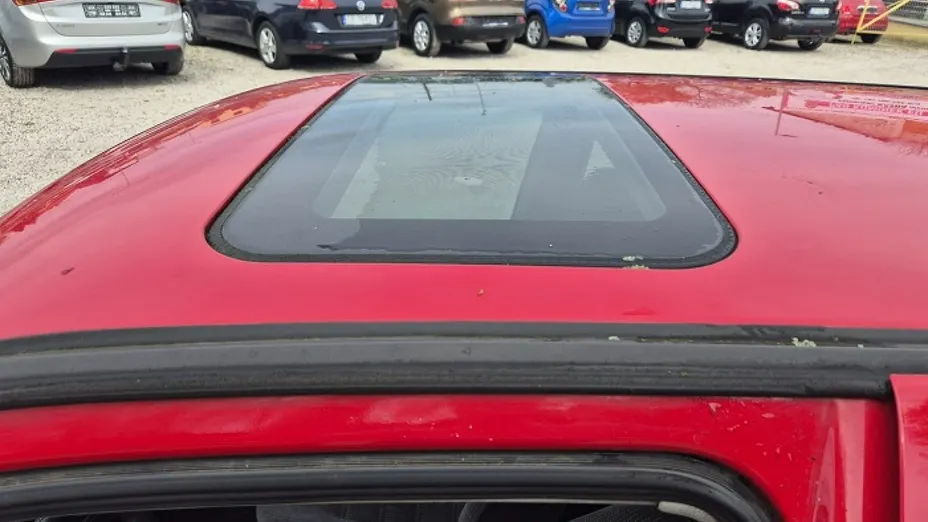 VOLKSWAGEN Vento -