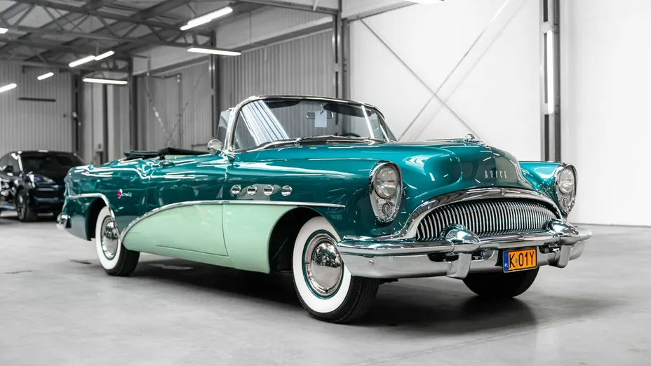 BUICK Roadmaster -