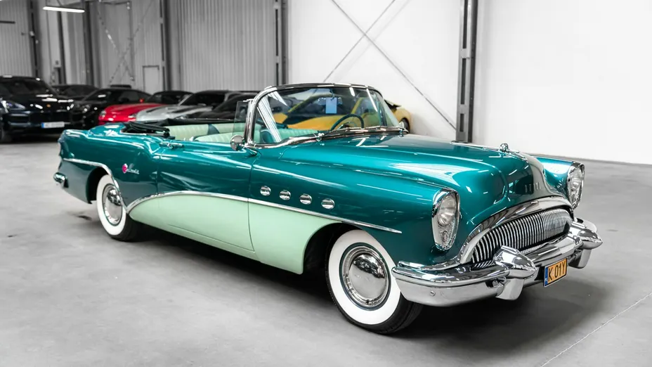 BUICK Roadmaster -