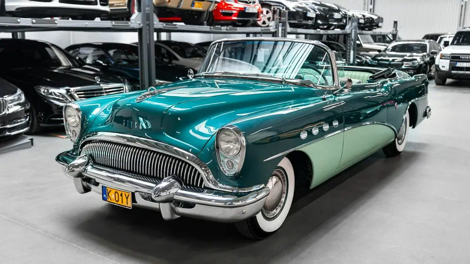 BUICK Roadmaster -