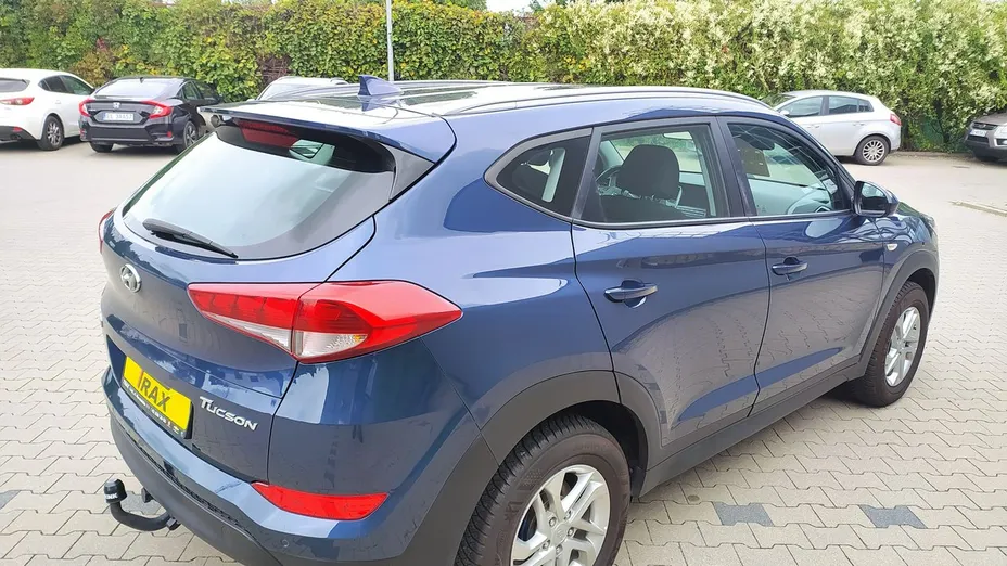 HYUNDAI Tucson -