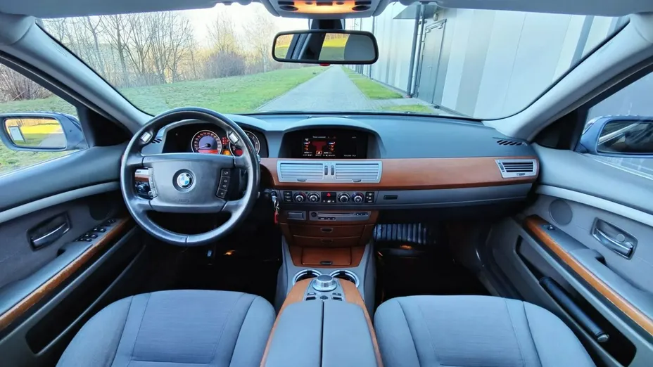 BMW Seria 7 -