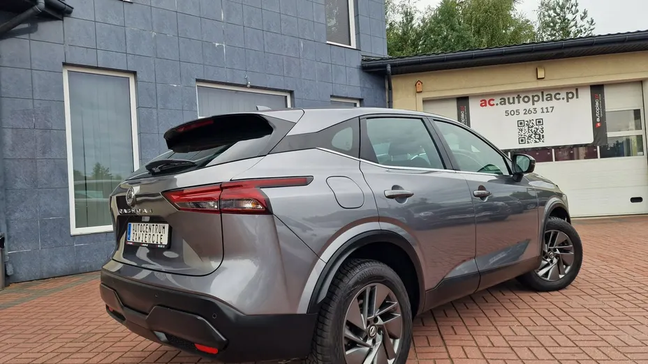NISSAN Qashqai -