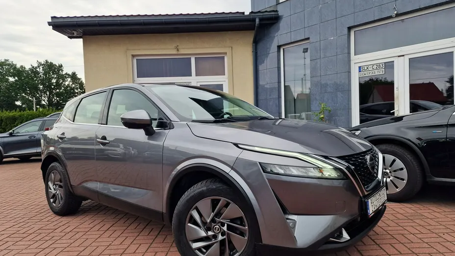 NISSAN Qashqai -