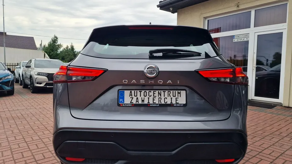 NISSAN Qashqai -