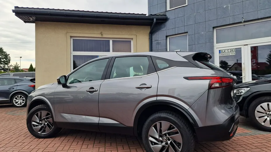 NISSAN Qashqai -