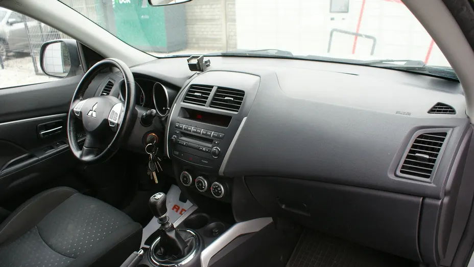 MITSUBISHI ASX -